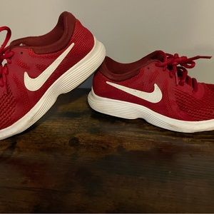 Nike Tennis Shoe